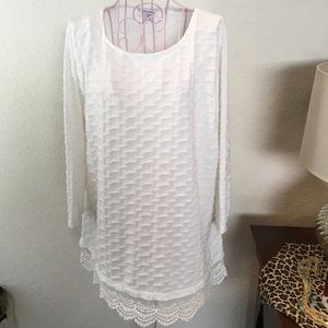 Rebecca Malone White Crochet Bottom Shirt L